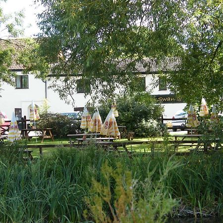 מלון Stapleford  The Swan At Stoford מראה חיצוני תמונה