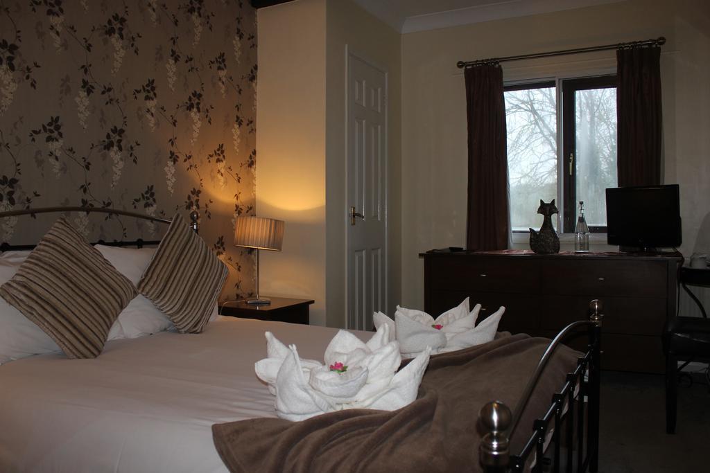 מלון Stapleford  The Swan At Stoford מראה חיצוני תמונה