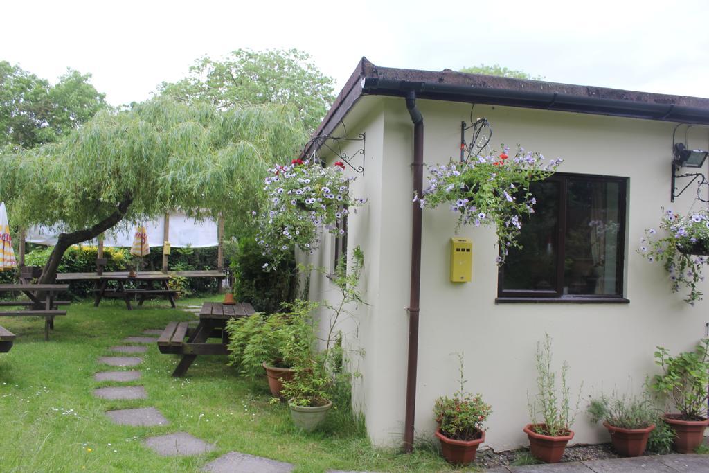 מלון Stapleford  The Swan At Stoford מראה חיצוני תמונה